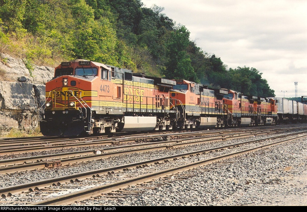 Z train cruises west through Hoffman
